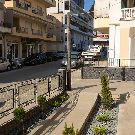 Livia - Palazzo Di Meteora アパート カランバカ